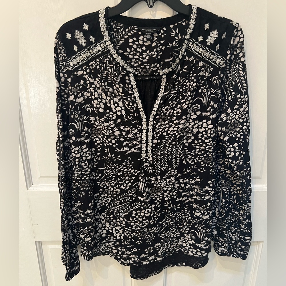 Lucky Brand Embroidered Floral Top